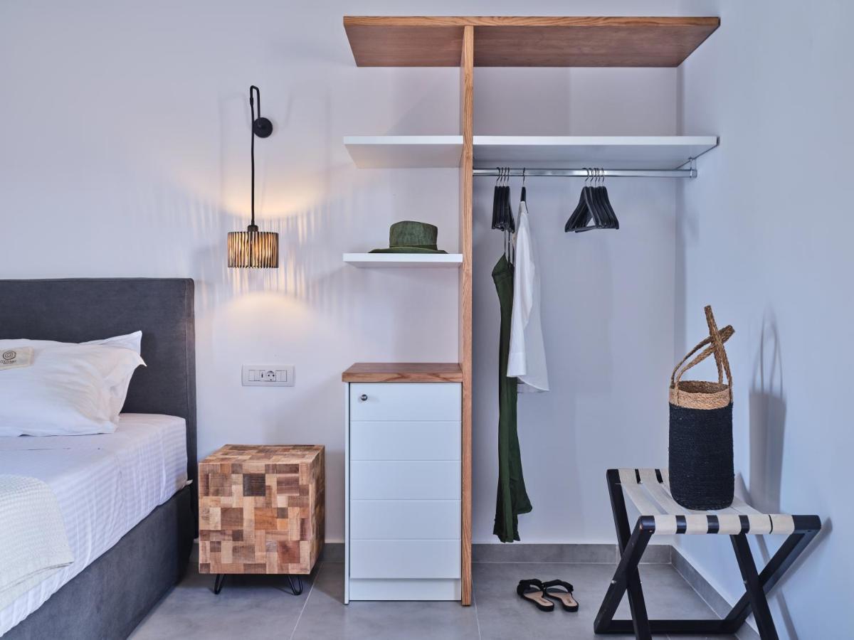 פארוס Parian Village Beach Hotel - Adults Only מראה חיצוני תמונה
