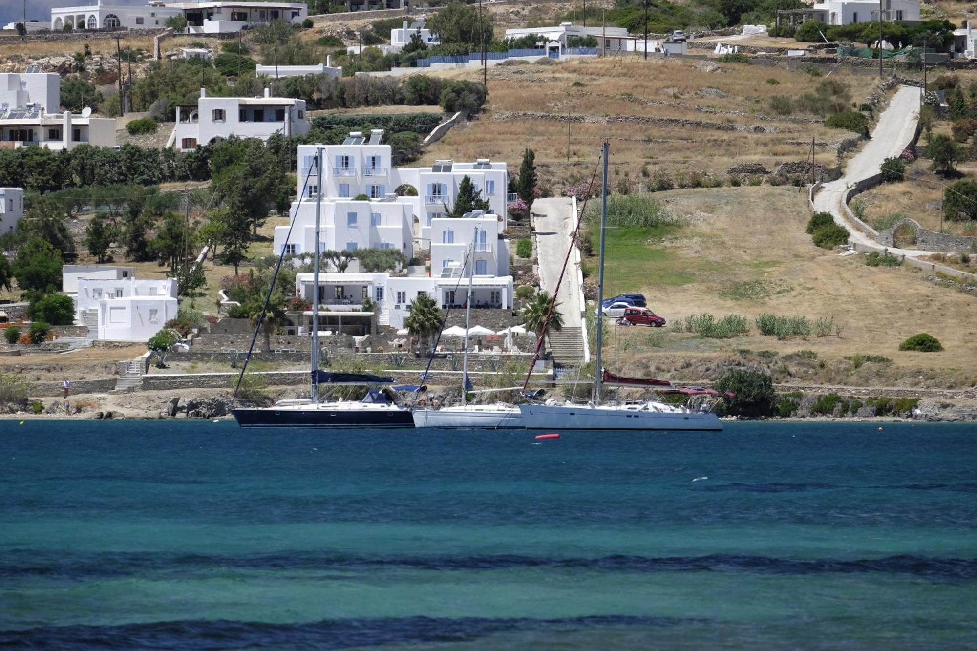 פארוס Parian Village Beach Hotel - Adults Only מראה חיצוני תמונה
