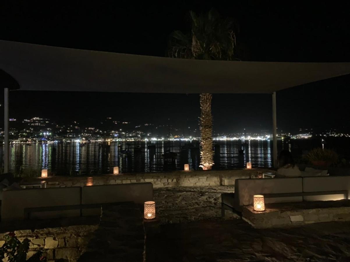 פארוס Parian Village Beach Hotel - Adults Only מראה חיצוני תמונה
